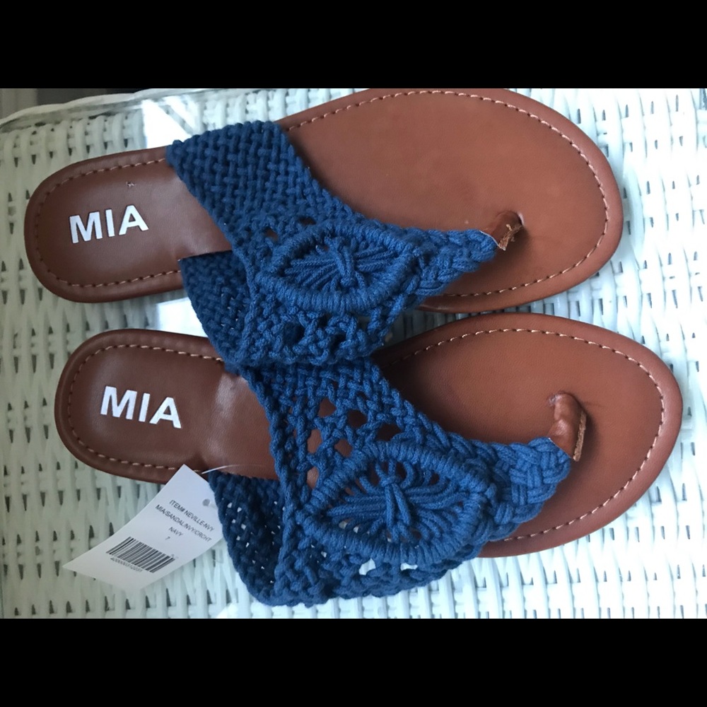 Mia navy knit sandals